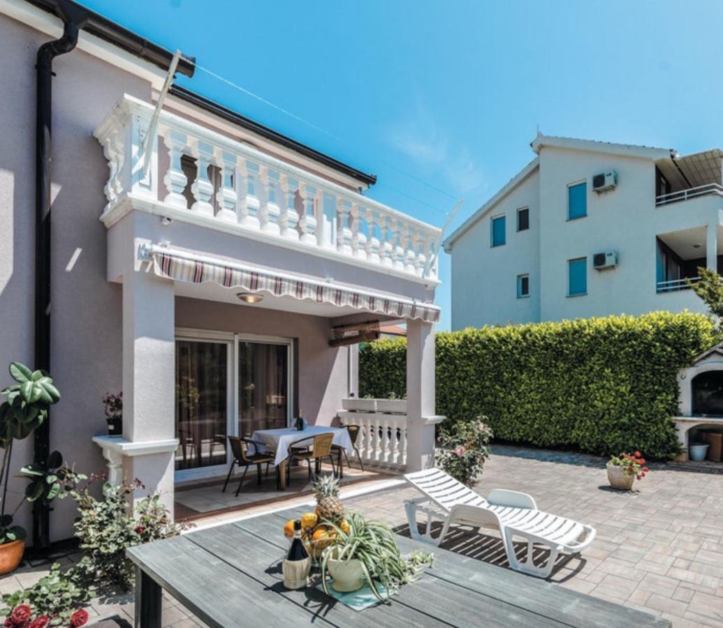 Zsa Zsa Holiday Home Срима Экстерьер фото