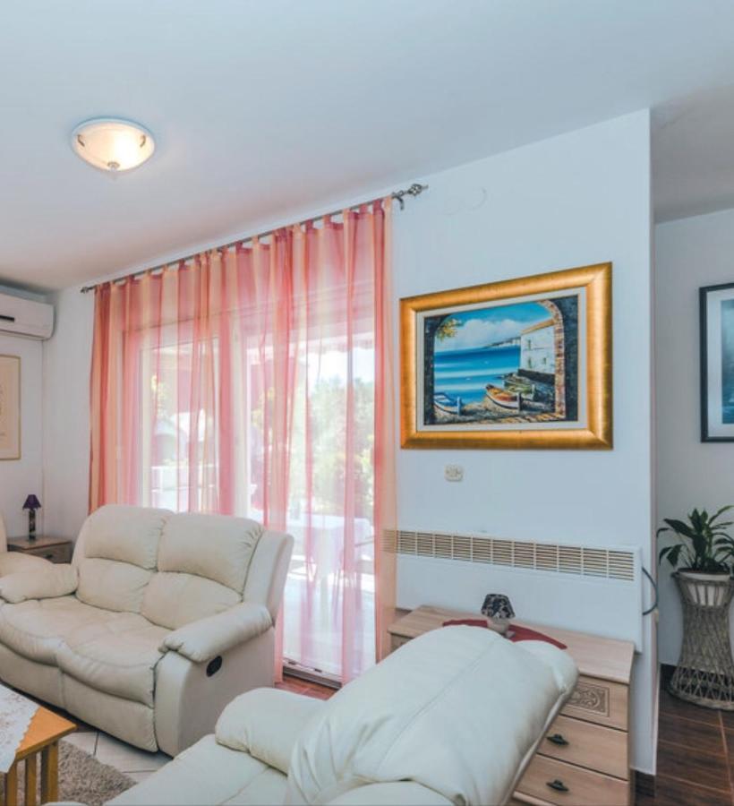 Zsa Zsa Holiday Home Срима Экстерьер фото