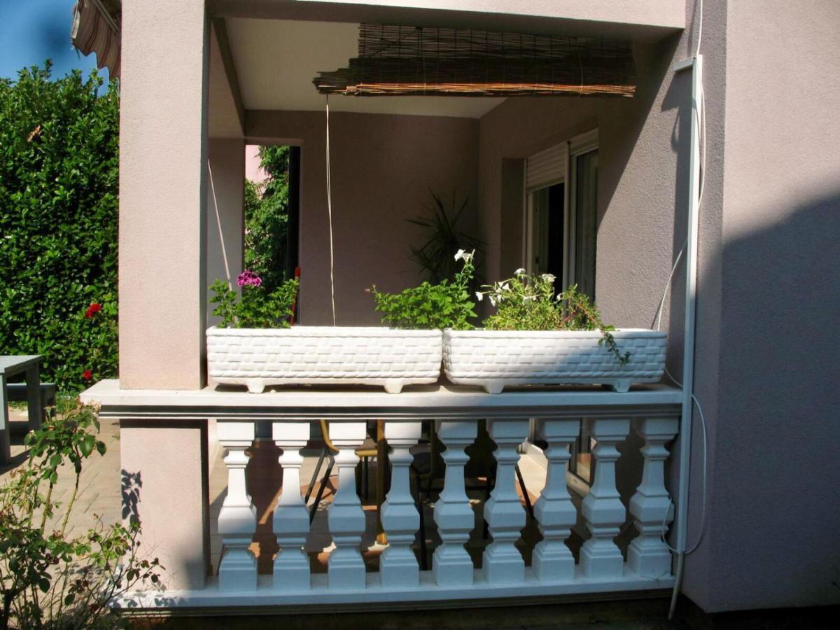 Zsa Zsa Holiday Home Срима Экстерьер фото